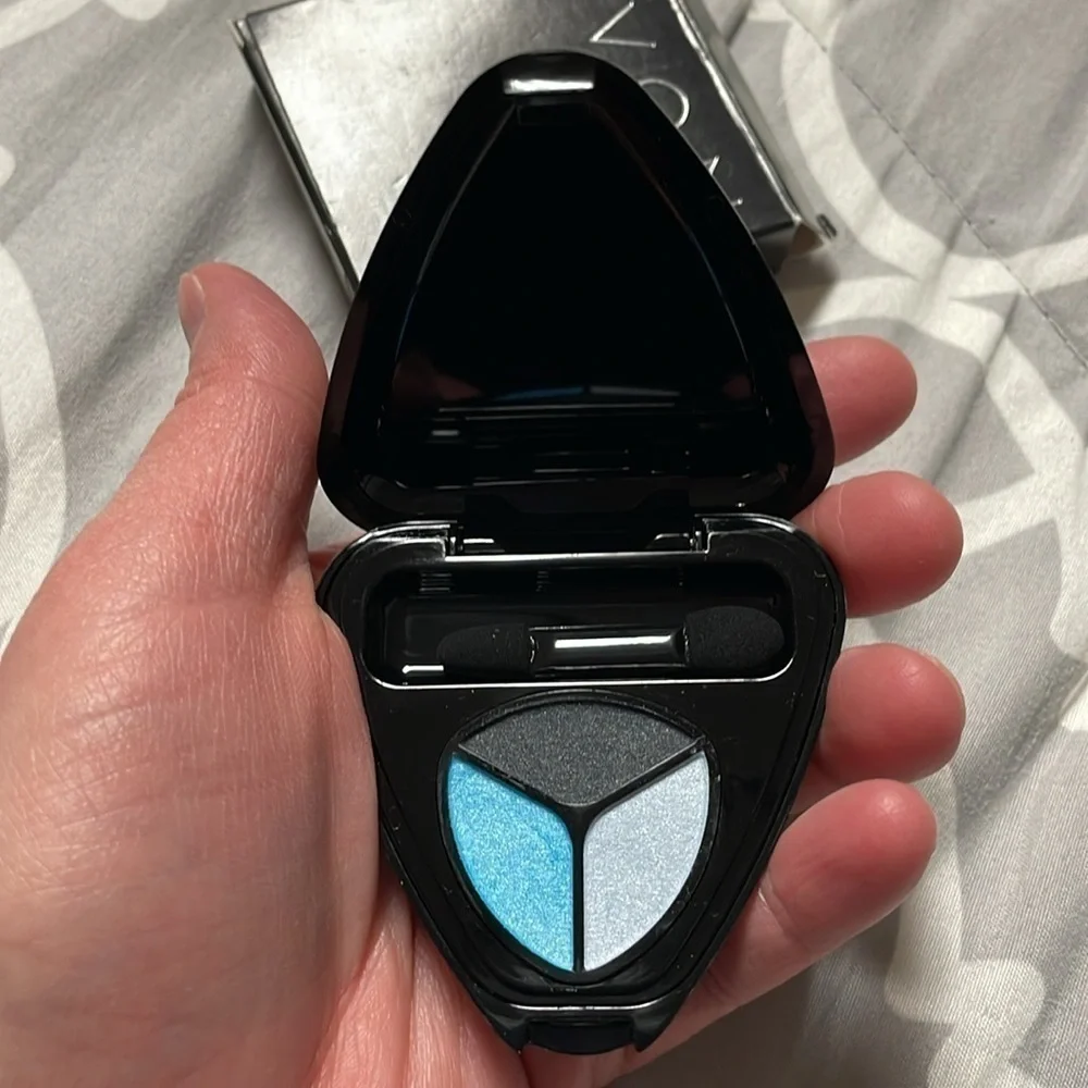 Avon heavenly soft eye shadow